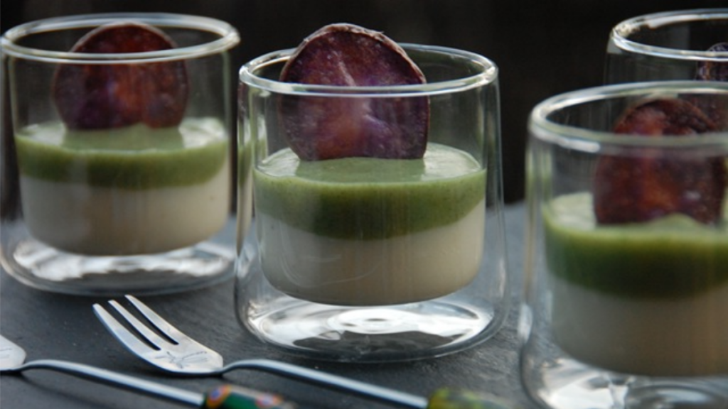 Recette : Verrine de Crème de Topinambour et Chips de Vitelotte