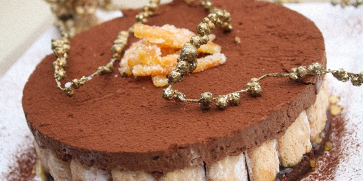 Recette : Marquise au Chocolat Tonka sur Fond de Brownie et Orange Napoléon