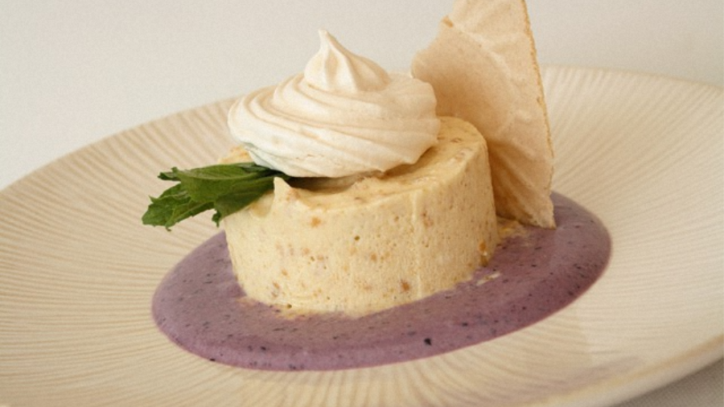 Recette : Parfait au Touron et Crème Anglaise à la Myrtille