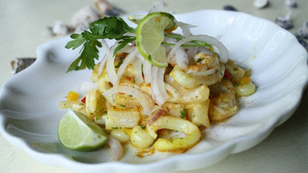 Recette : Tartare de Daurade, Seiche et Gambas au Citron, Coriandre et Piment d'Espelette