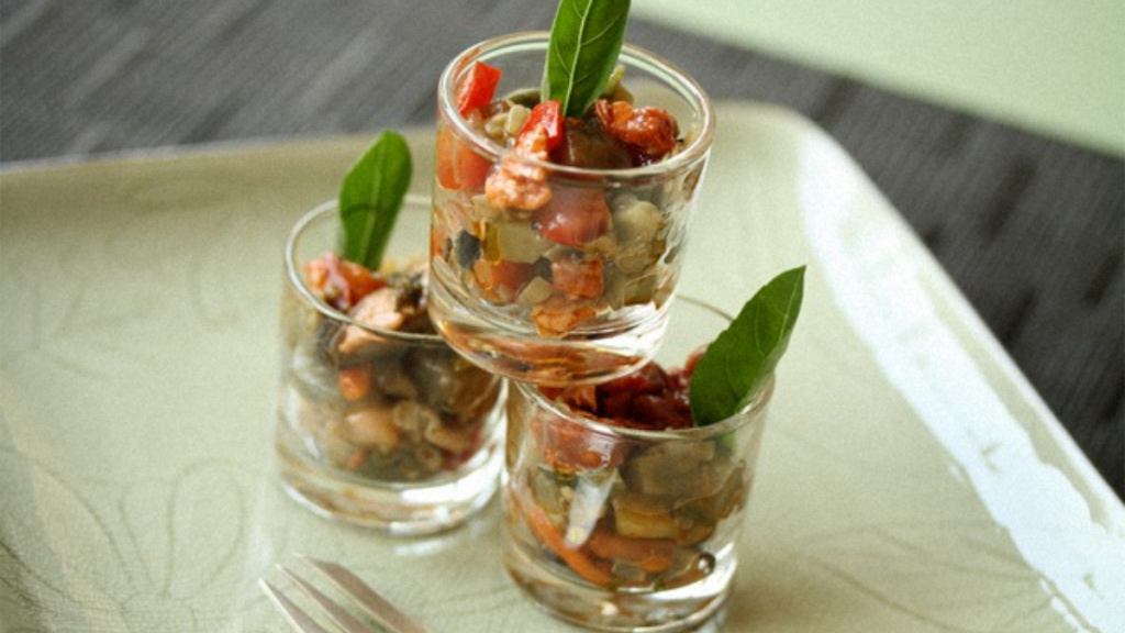 Verrine de Légumes en Ratatouille, Chorizo et Moule