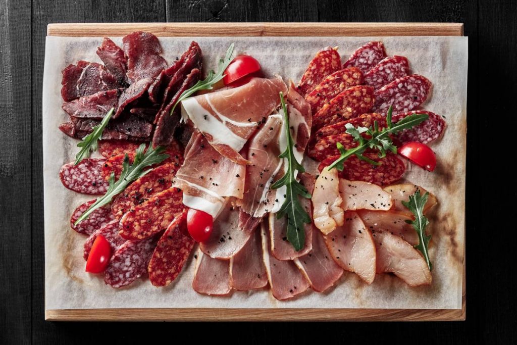 Restaurant espagnol : proposez de la charcuterie de la plus haute qualité !